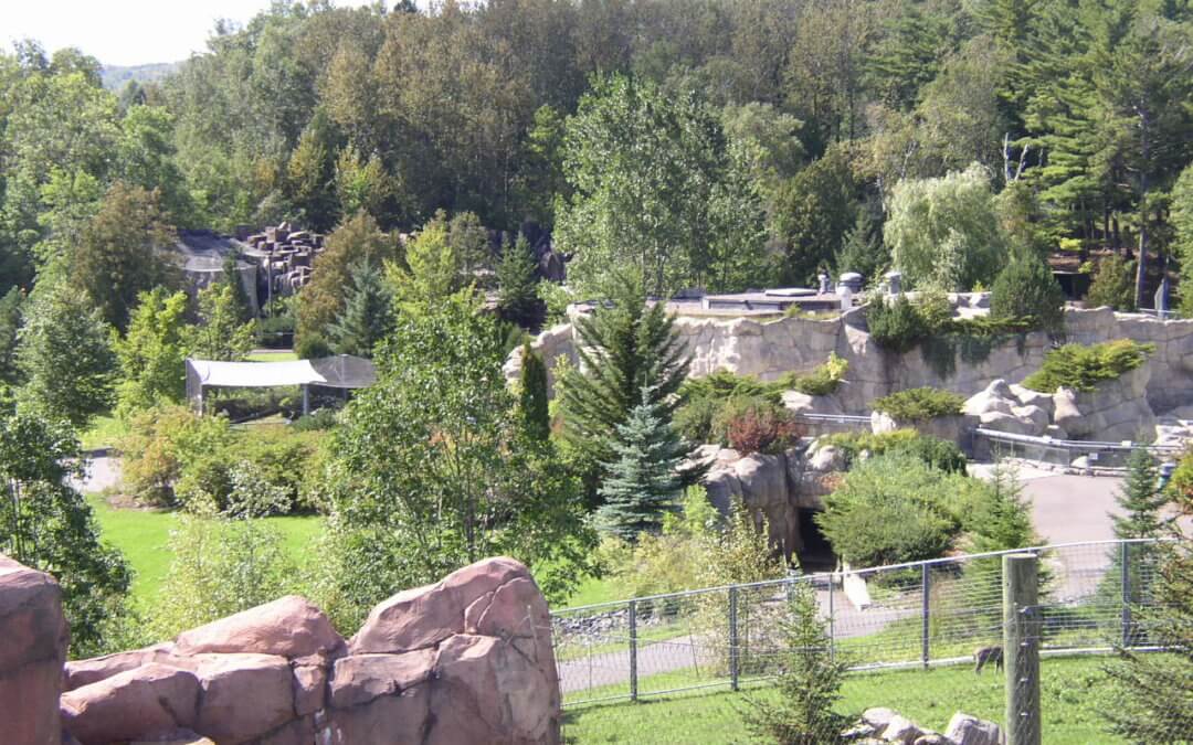 Lake Superior Zoological Garden Exhibits